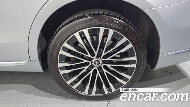 Mercedes-Benz S-Class 2021 — Photo 29/30