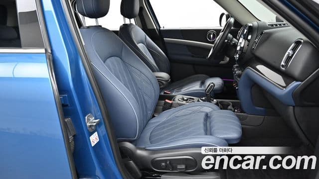 Mini Cooper S Countryman 2023 — ფოტო 10/20