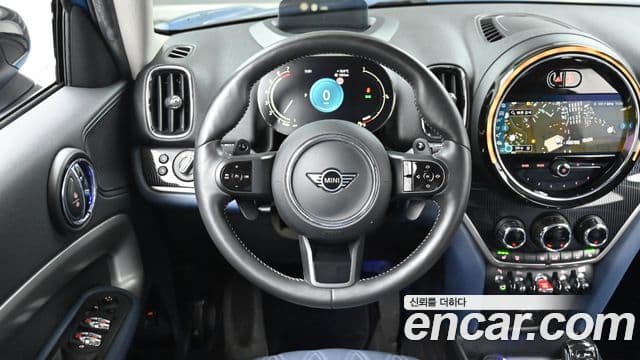 Mini Cooper S Countryman 2023 — ფოტო 13/20