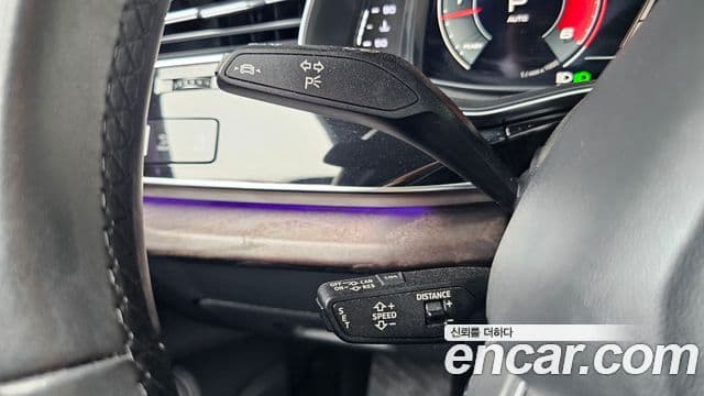 Audi Q7 2021 — фото 20 из 20