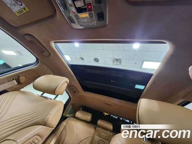 Genesis Electrified G80 2023 — Şəkil 16/20