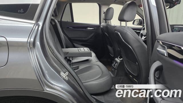BMW X1 2022 — фото 12 из 20