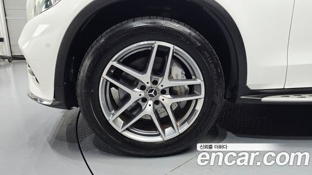 Mercedes-Benz GLC-Class 2018 — фото 5 из 20