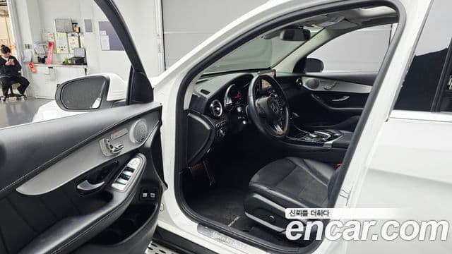 Mercedes-Benz GLC-Class 2018 — фото 10 из 20