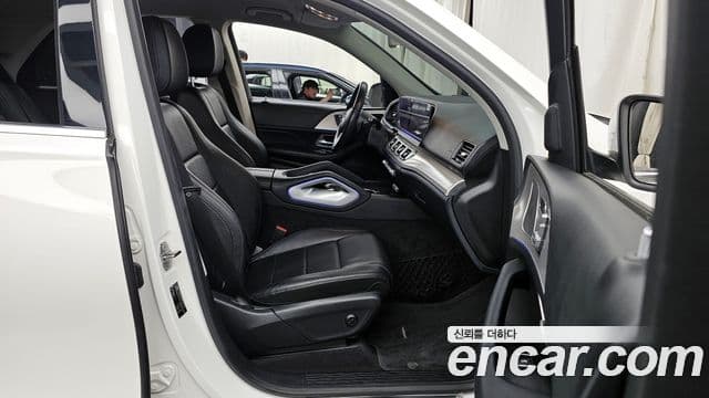 Mercedes-Benz GLE-Class 2019 — Şəkil 11/20
