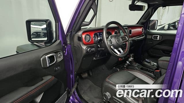Jeep Wrangler 2023 — фото 10 из 20