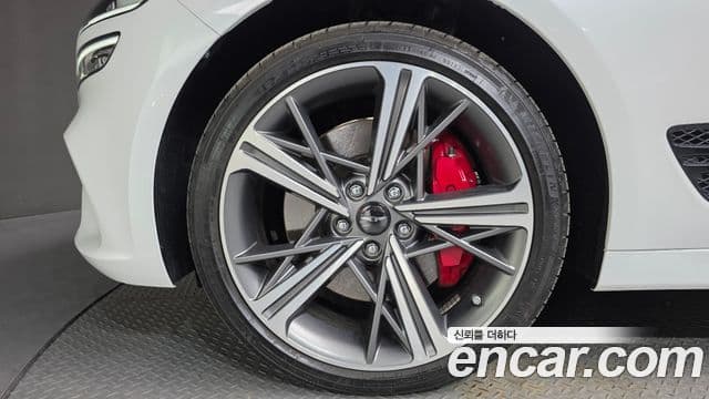 Genesis G70 2025 — фото 5 из 20