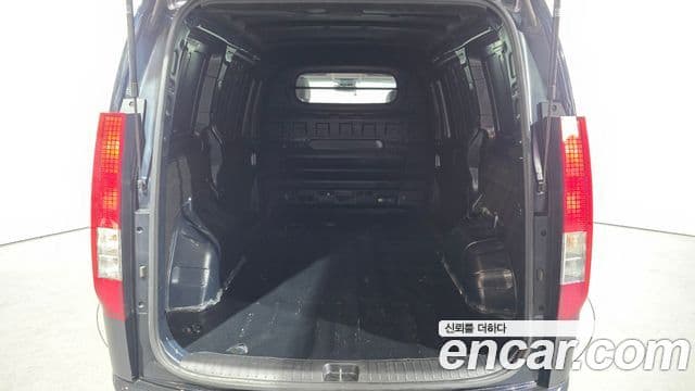 Hyundai Staria 2023 — фото 15 из 20