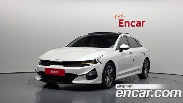 Kia K5, 2022