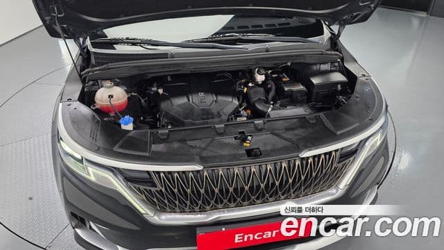 Kia Carnival 2020 — фото 5 из 20