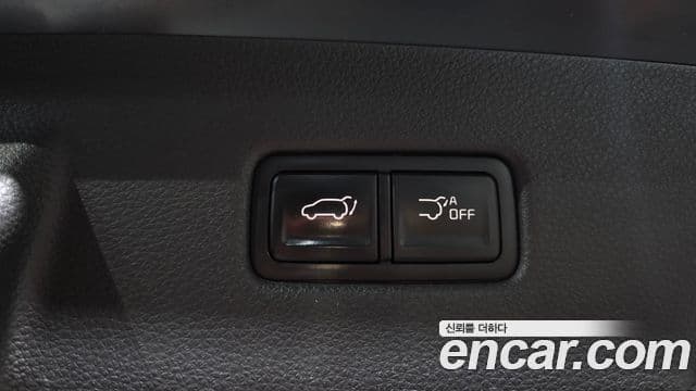 Kia Carnival 2020 — фото 19 из 20