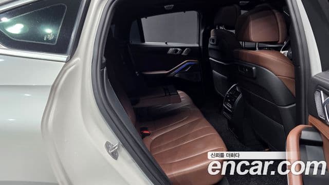 BMW X6 2021 — фото 12 из 20