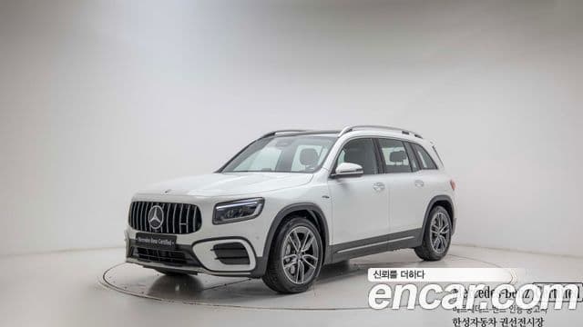 Mercedes-Benz GLB-Class 2025 — Фото 1/20