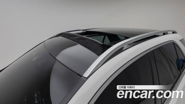 Mercedes-Benz GLE-Class 2025 — Фото 12/20