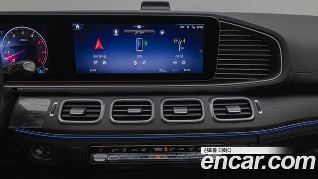 Mercedes-Benz GLE-Class 2025 — Фото 16/20