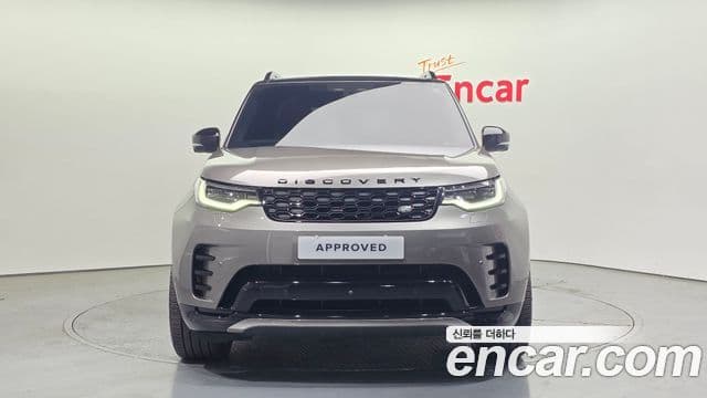 Land Rover Discovery 5 2024 — ფოტო 8/20