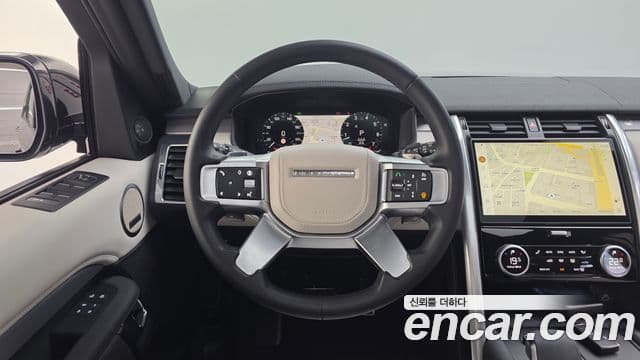 Land Rover Discovery 5 2024 — ფოტო 13/20