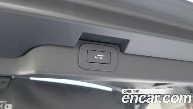 Land Rover Discovery 5 2024 — ფოტო 20/20