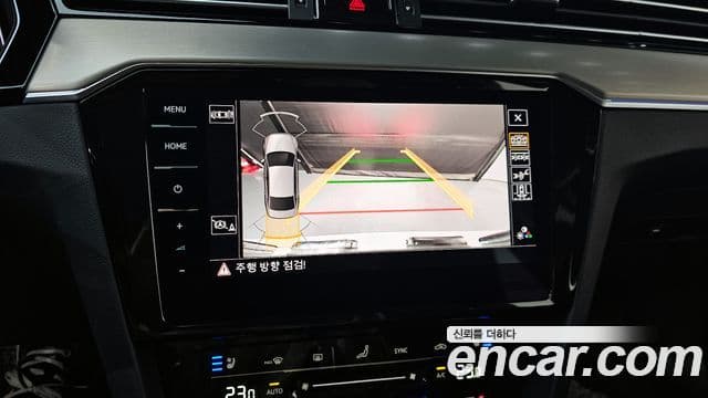 Volkswagen Passat GT 2022 — фото 15 из 20