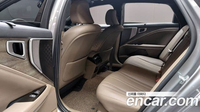 Kia K8 2022 — фото 11 из 20