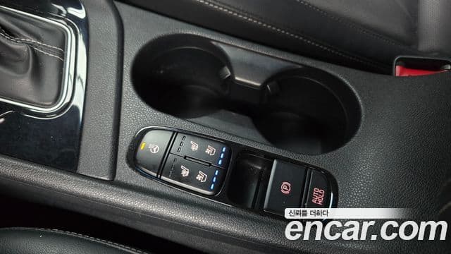 Kia Niro 2019 — Фото 16/20