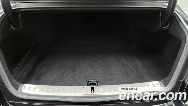 Genesis G90 2022 — ფოტო 20/20