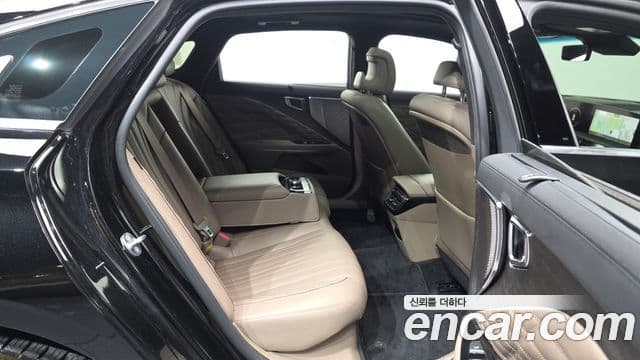 Kia K8 2023 — фото 12 из 20