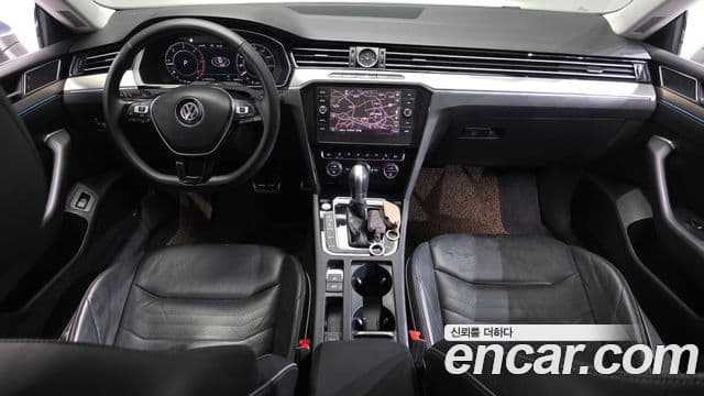 Volkswagen Arteon 2018 — Şəkil 7/20