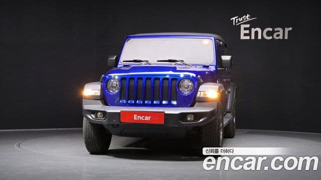 Jeep Wrangler 2018 — ფოტო 6/20