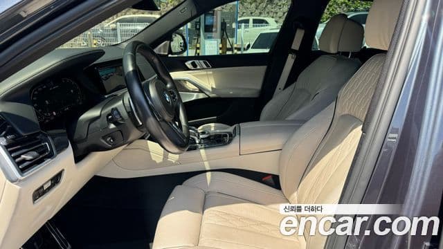 BMW X6 2022 — Photo 10/20