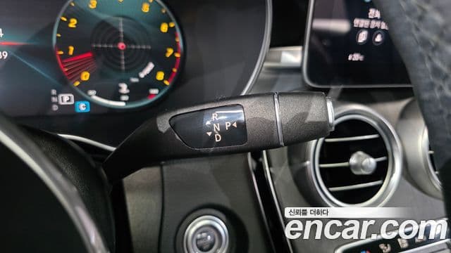 Mercedes-Benz GLC-Class 2020 — ფოტო 9/20