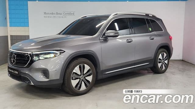 Mercedes-Benz EQB 2023 — ფოტო 6/20