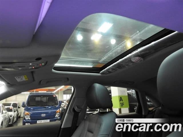 Audi A4 2023 — фото 19 из 20
