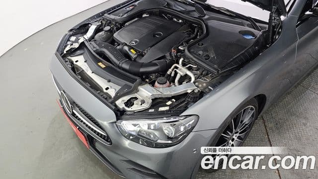 Mercedes-Benz E-Class 2023 — фото 6 из 20