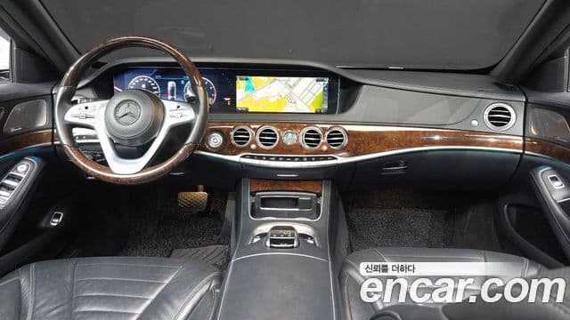 Mercedes-Benz S-Class 2018 — ფოტო 7/20