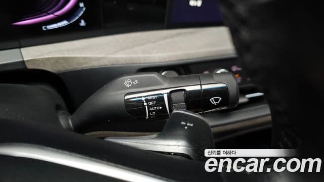 Kia K8 2021 — Şəkil 17/20