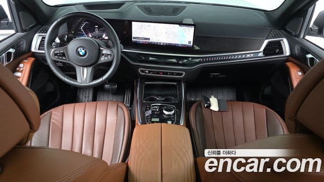 BMW X7 2025 — Photo 33/39