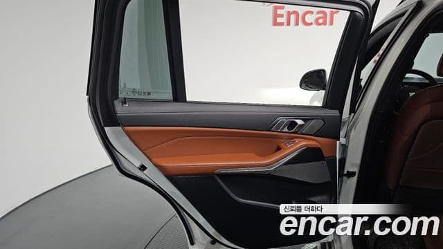 BMW X7 2025 — Photo 26/39