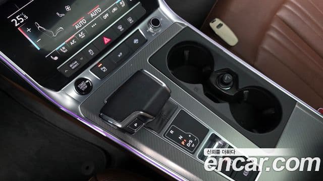 Audi A6 2022 — Şəkil 9/20