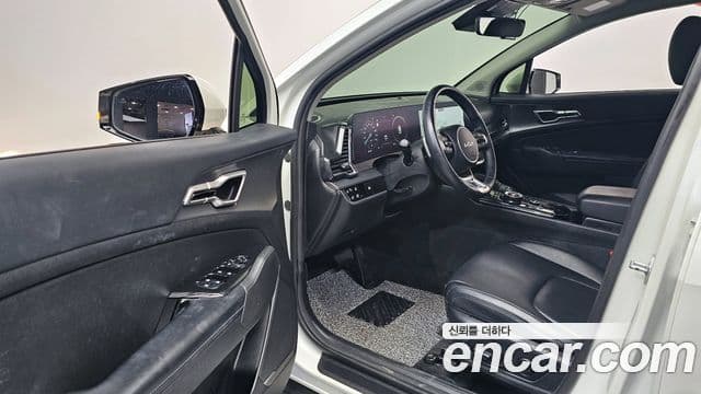 Kia Sportage 2023 — Фото 10/20