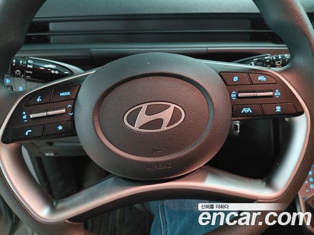 Hyundai Staria 2025 — фото 12 из 19