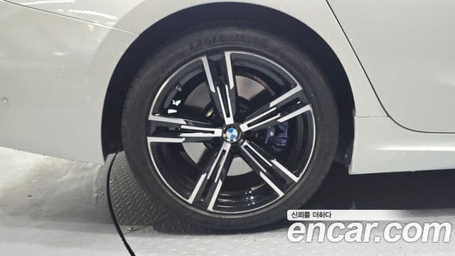 BMW 3 Series 2023 — Şəkil 5/20