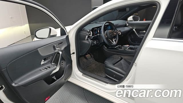 Mercedes-Benz A-Class 2021 — ფოტო 10/20