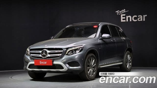 Mercedes-Benz GLC-Class 2018 — Şəkil 1/20