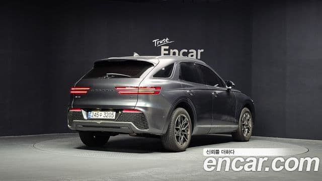 Genesis GV70 2021 — Şəkil 2/20