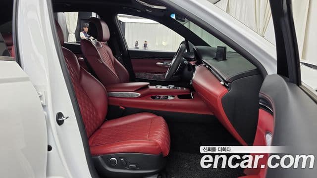 Genesis GV70 2021 — ფოტო 11/20