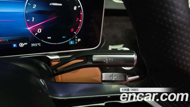 Mercedes-Benz S-Class 2022 — ფოტო 9/20