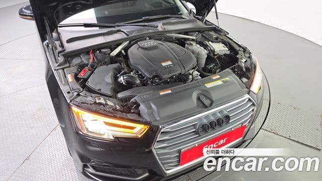 Audi A4 2019 — ფოტო 6/20