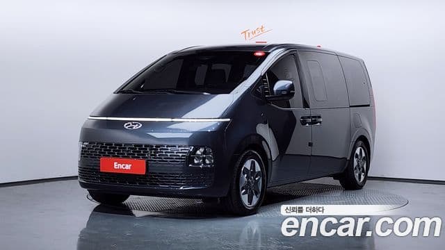 Hyundai Staria 2021 — ფოტო 1/20