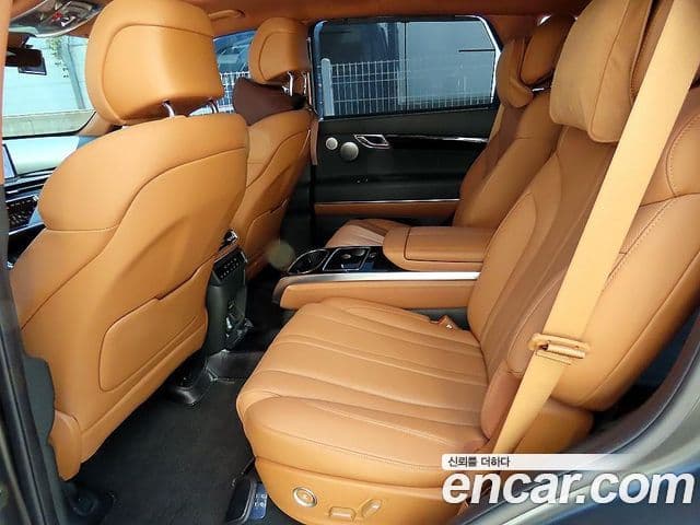 Genesis GV80 2024 — Photo 2/20